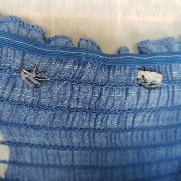 Blue Polka Dot Off the Shoulder Blouse Top Gauzy Crinkly Fabric Size Large - Picture 3 of 8